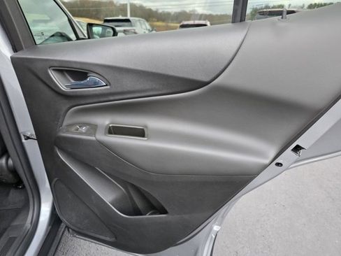 Used 2023 Chevrolet Equinox LT image 21