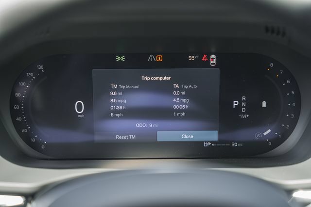 New 2026 Volvo XC60 B5 Plus AWD/4WD image 45