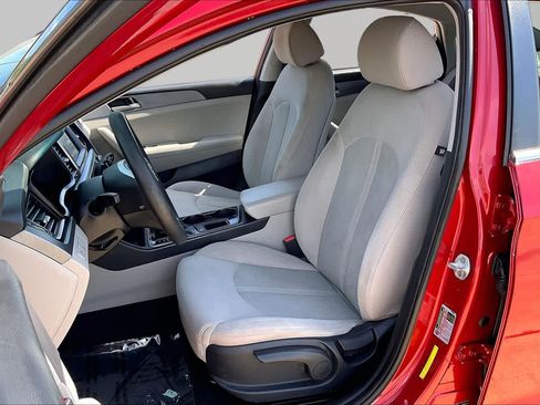 Used 2019 Hyundai Sonata SE FWD image 7