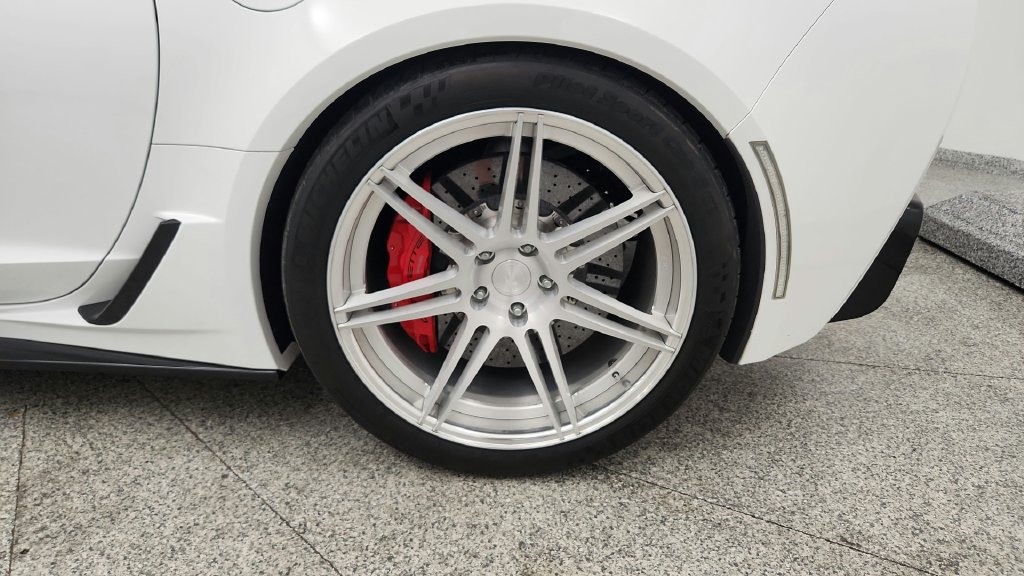 Used 2017 Chevrolet Corvette Z06 RWD image 18