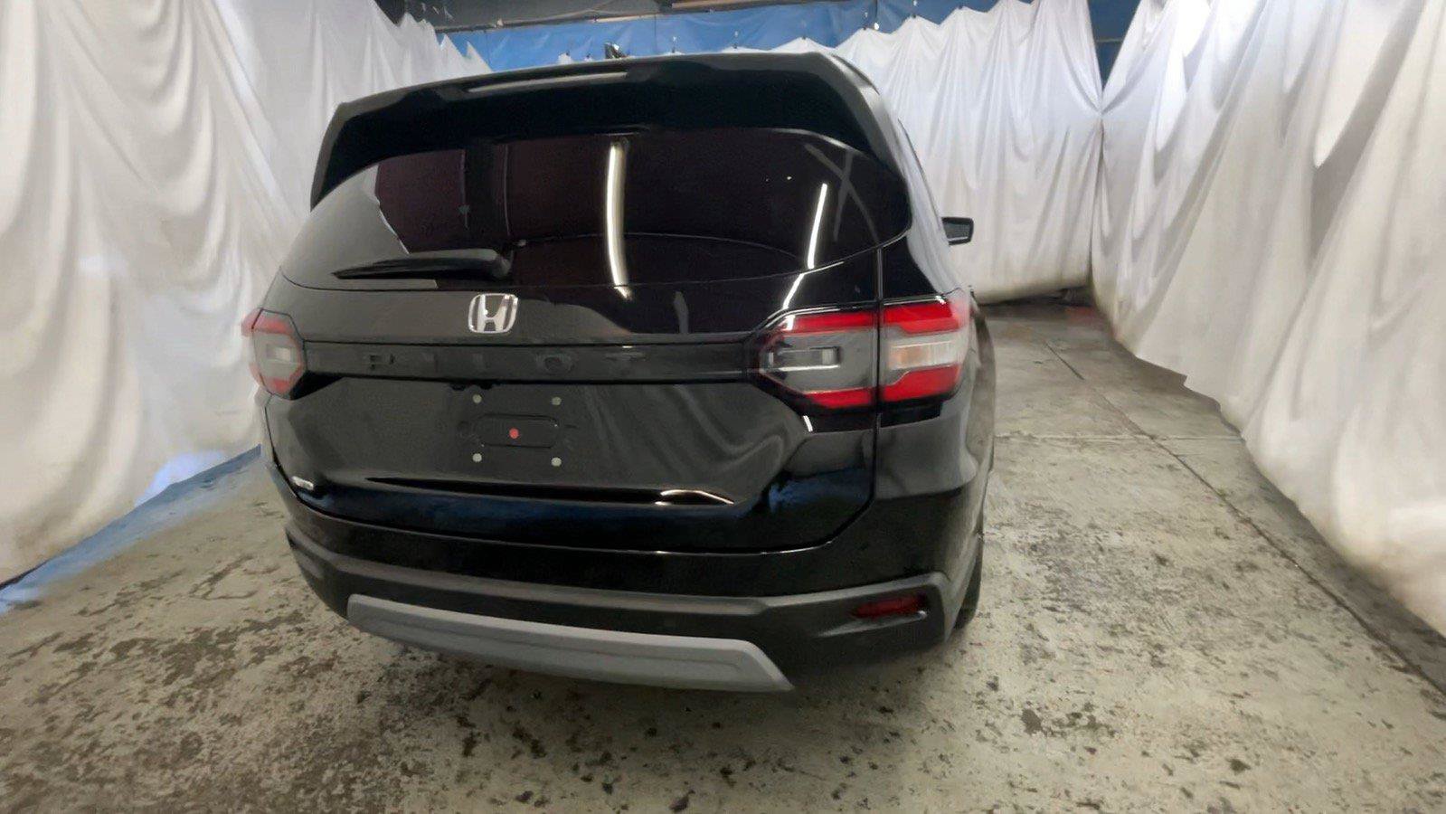 Certified 2025 Honda Pilot EX-L image 7