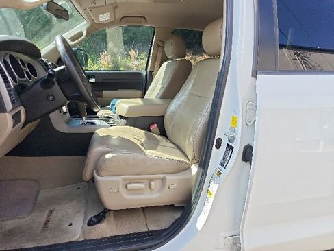 Used 2010 Toyota Tundra Limited RWD image 8