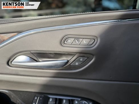 Used 2023 Cadillac Escalade Sport Platinum image 25
