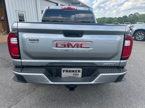 Used 2024 GMC Canyon AT4 w/ AT4 Premium Package AWD/4WD image 4