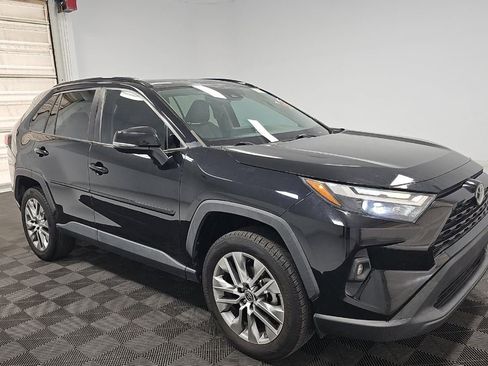 Used 2022 Toyota RAV4 XLE Premium FWD image 2