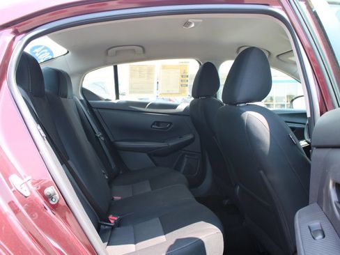 Used 2024 Nissan Sentra SV FWD image 29