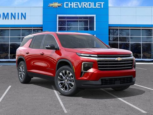 New 2026 Chevrolet Traverse LT w/ Sun and Wheel Package AWD/4WD image 8