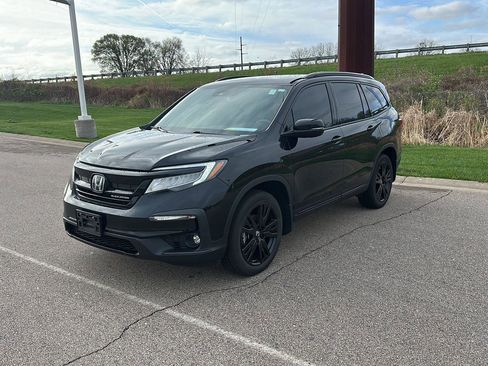 Used 2022 Honda Pilot Black Edition image 7