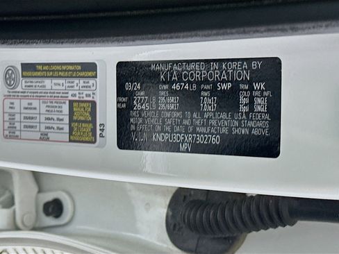 Used 2024 Kia Sportage LX image 12