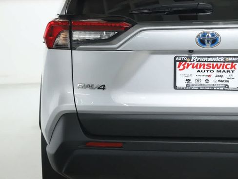 Certified 2024 Toyota RAV4 XLE w/ Convenience Package AWD/4WD image 44
