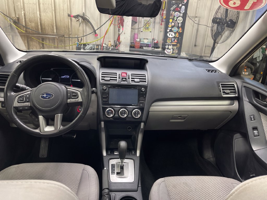 Used 2018 Subaru Forester 2.5i Premium AWD/4WD image 18