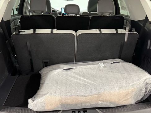 New 2026 Ford Explorer Active w/ Active Comfort Package RWD image 17