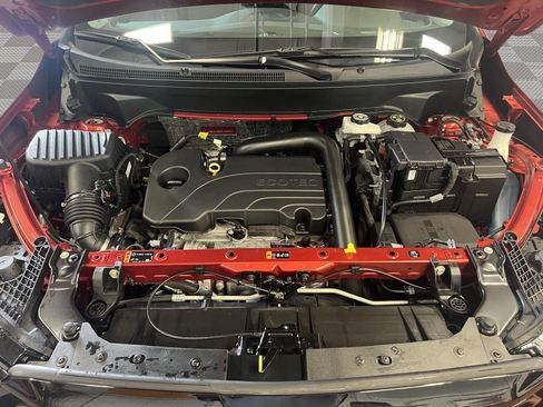 Used 2023 GMC Terrain SLE w/ Driver Convenience Package image 18