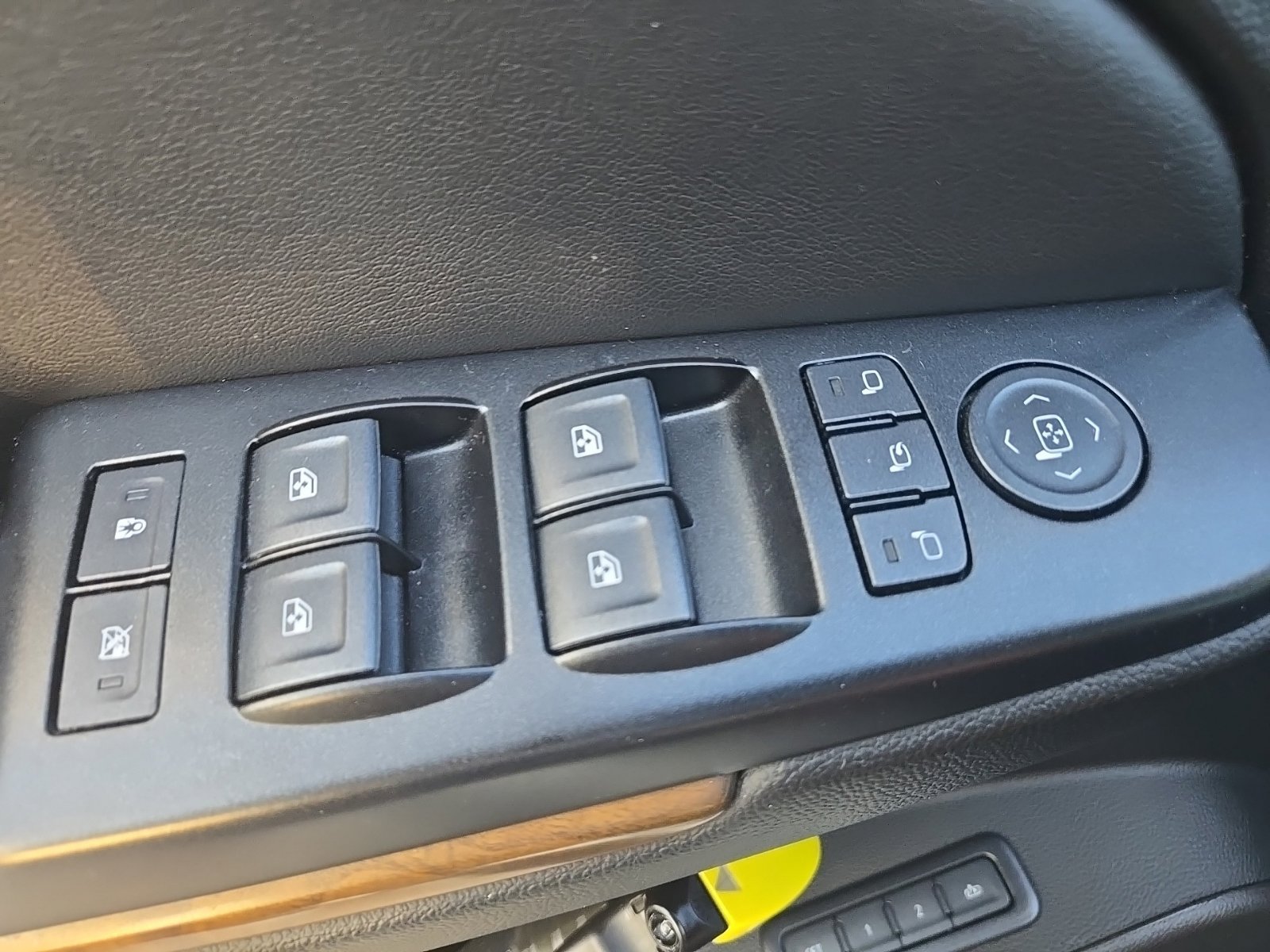 Used 2019 GMC Yukon XL Denali w/ Denali Ultimate Package RWD image 14