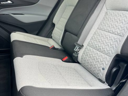 Used 2022 Chevrolet Equinox LS AWD/4WD image 22