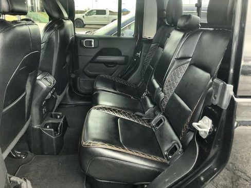 Used 2023 Jeep Gladiator Overland image 22