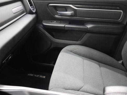 Used 2022 RAM 1500 Big Horn AWD/4WD image 13