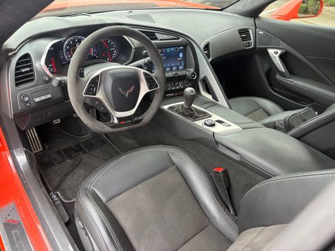 Used 2019 Chevrolet Corvette Z06 RWD image 7