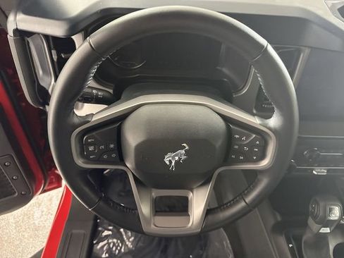 Used 2023 Ford Bronco Outer Banks image 11