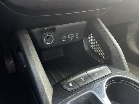 Used 2023 Chevrolet TrailBlazer LT image 19