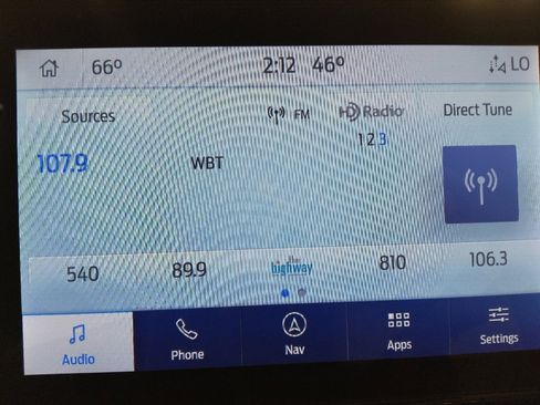 Used 2022 Ford Explorer Limited w/ Equipment Group 301A image 25