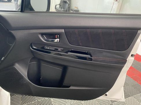 Used 2019 Subaru WRX STI AWD/4WD image 7