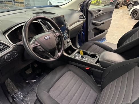 Used 2021 Ford Edge SE image 32