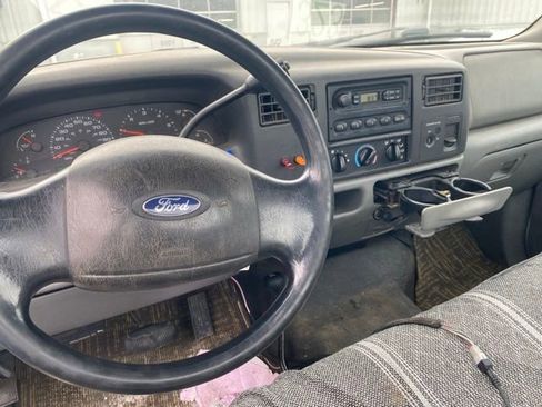 Used 2004 Ford F250 4x4 Regular Cab Super Duty image 11
