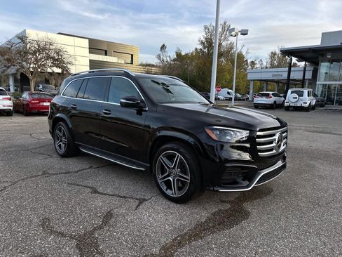 Certified 2025 Mercedes-Benz GLS 450 4MATIC image 7