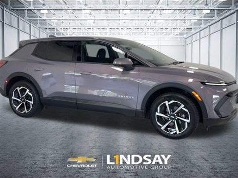 Used 2026 Chevrolet Equinox EV LT w/ Comfort Package AWD/4WD image 3
