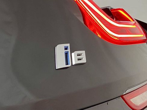 Used 2016 BMW i8 AWD/4WD image 35