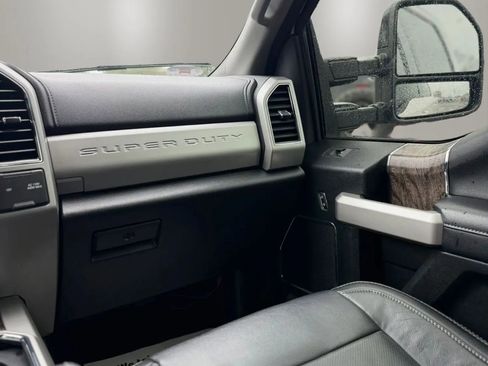 Used 2019 Ford F250 Lariat AWD/4WD image 19