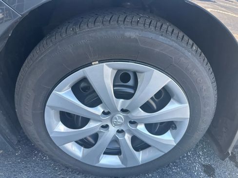 Used 2023 Toyota Corolla LE w/ Carpet Mat Package (TMS) FWD image 12