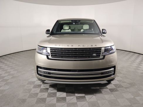 New 2026 Land Rover Range Rover SE image 2