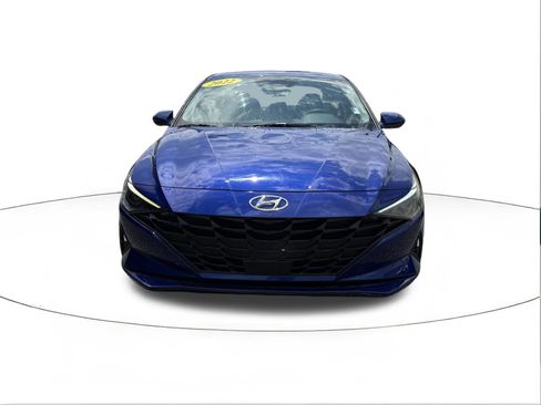 Used 2022 Hyundai Elantra SEL w/ Convenience Package FWD image 8