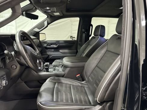 Used 2024 GMC Sierra 1500 AT4X AWD/4WD image 17