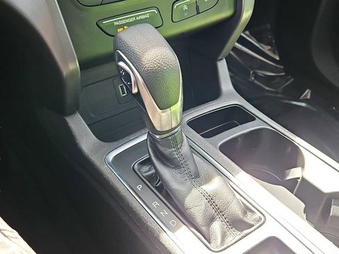 Used 2019 Ford Escape SE FWD image 18