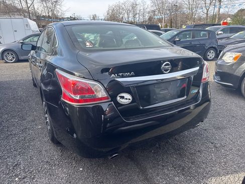 Used 2013 Nissan Altima 2.5 S image 12