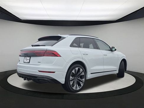 New 2026 Audi Q8 Premium Plus image 7