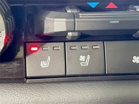 Used 2023 Toyota Tundra Platinum image 21