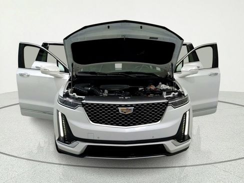 Certified 2020 Cadillac XT6 Premium Luxury AWD/4WD image 14