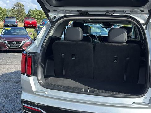 Used 2021 Kia Sorento SX image 35