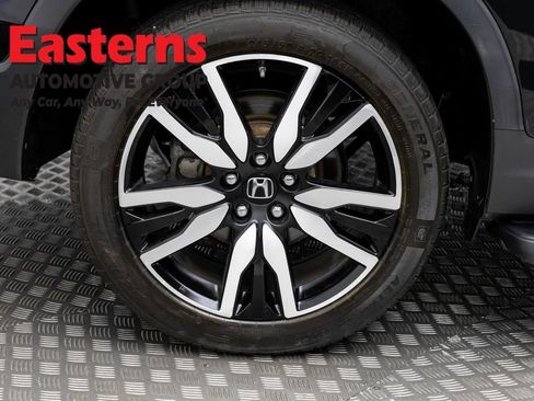 Used 2021 Honda Pilot Touring image 34