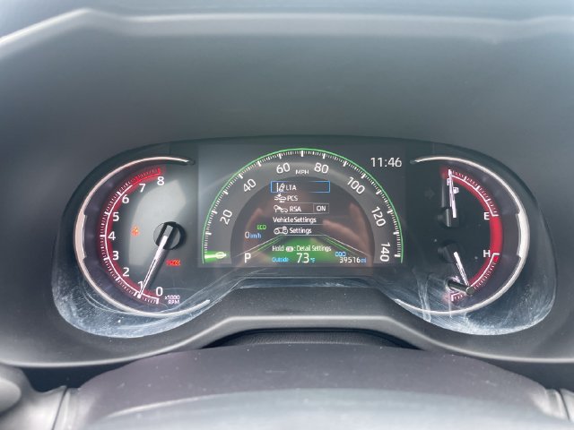 Used 2025 Toyota RAV4 LE AWD/4WD image 9