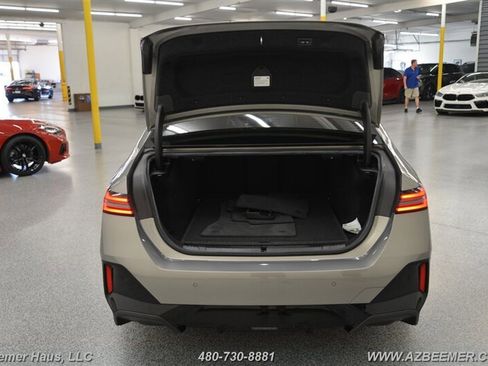 Used 2024 BMW 530i w/ M Sport Package RWD image 43