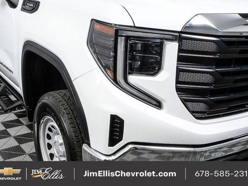 Used 2024 GMC Sierra 1500 Pro w/ Pro Value Package image 30