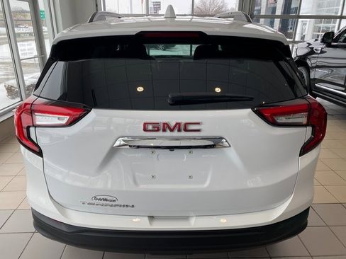 Certified 2023 GMC Terrain SLE w/ Driver Convenience Package image 6