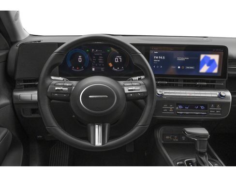 Used 2025 Hyundai Kona SEL FWD image 4