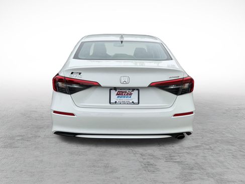 Used 2024 Honda Civic Sport image 5