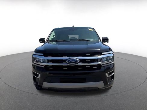 Used 2024 Ford Expedition Max Limited RWD image 4
